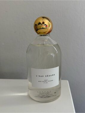 L'Eau Sézane Eau de Parfum perfume/spray with Velvet Pouch